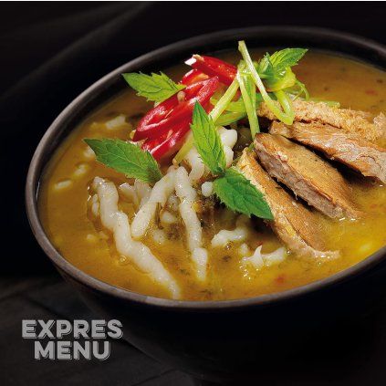 vyr 210 1PS khao soi 1500px 1